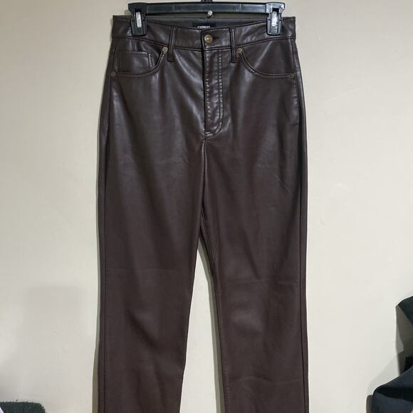 Express Modern Super Straight High rise women's faux leather pants brown Sz 6R - Picture 1 of 6